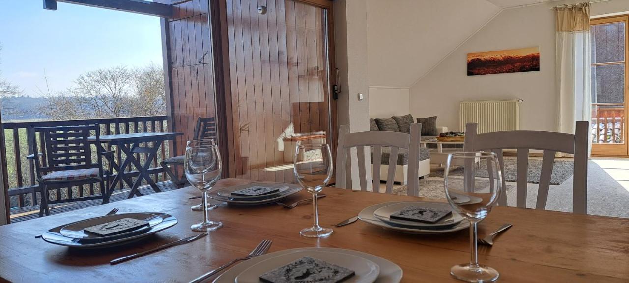 Traumhafte Ferienwohnung Auf 100 Quadratmetern Fuer 6 Pers Naehe Muenchen, Icm, Therme, Muc Forstinning エクステリア 写真